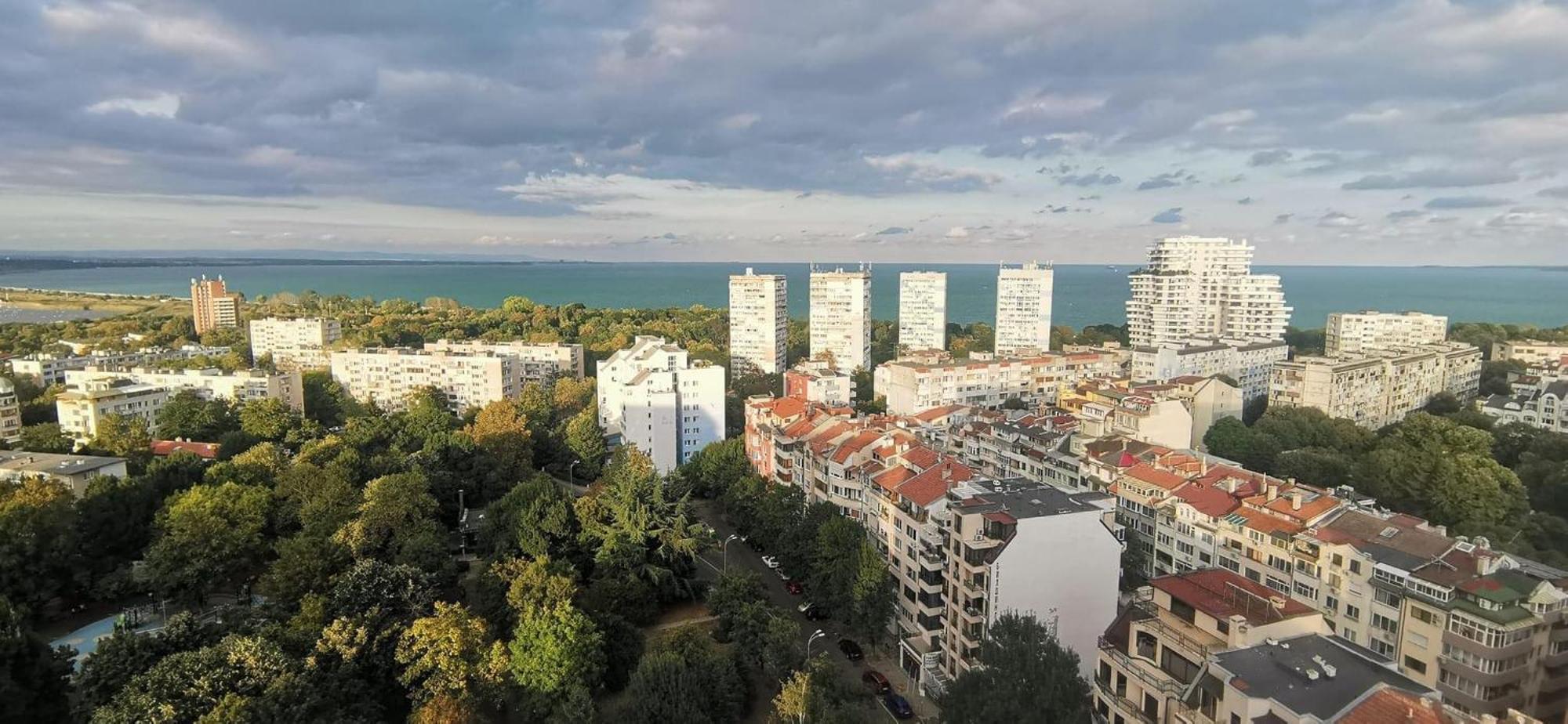 Апартамент Панорама Лазур Burgas Exterior photo